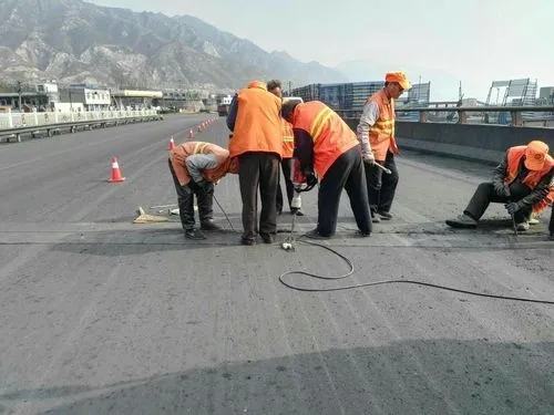 浚县道路桥梁病害治理